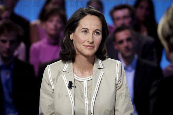 04/11/2006. Segolene Royal on Canal Plus talk show "Le Grand Journal."