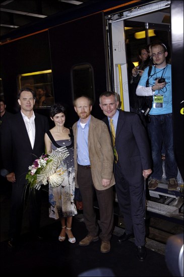 05/16/2006. Arrival of Da Vinci Code crew at Cannes rail station.