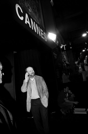 05/16/2006. Arrival of Da Vinci Code crew at Cannes rail station.