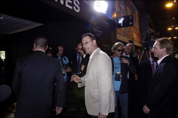 05/16/2006. Arrival of Da Vinci Code crew at Cannes rail station.