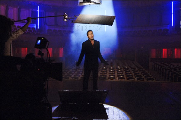 03/00/2007. Dany Brillant on the set of his video : 'Histoire d'Amour'.