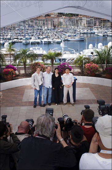 05/17/2007 - Photocall '4 months 3 weeks and 2 days'. 60th Festival de Cannes.