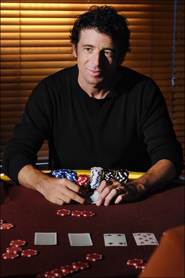 Patrick Bruel lors d'une partie de poker