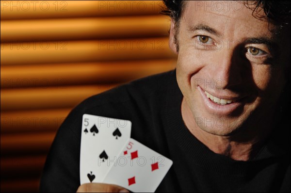 Patrick Bruel lors d'une partie de poker