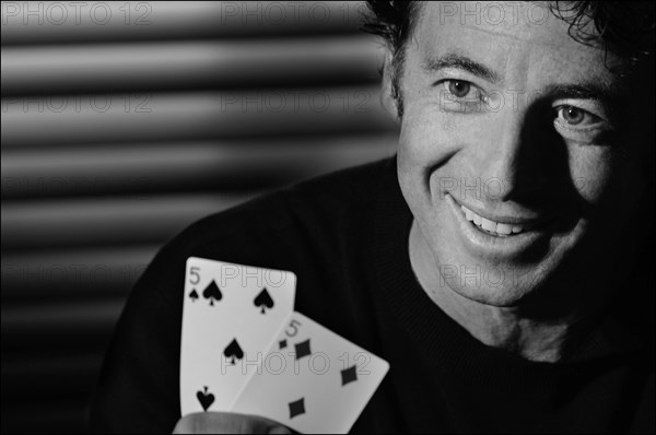 Patrick Bruel lors d'une partie de poker