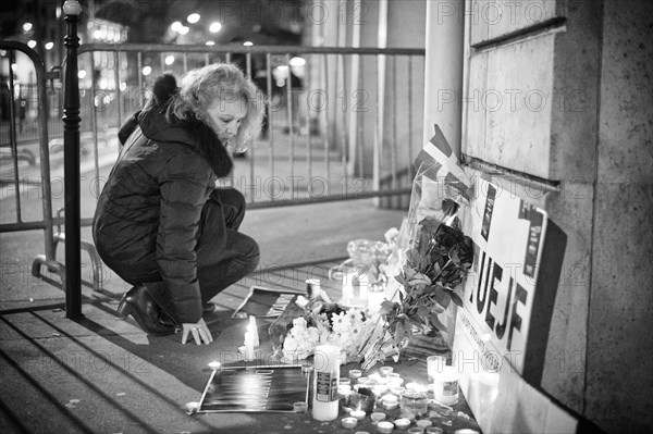 Manifestation de solidarité à l'égard du peuple danois devant l'ambassade du Danemark à Paris