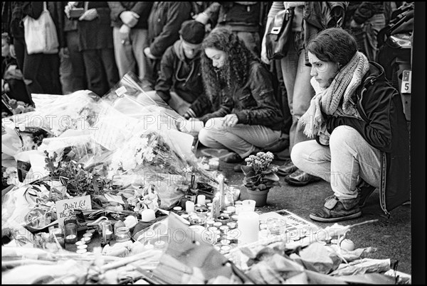 Tribute to Paris attacks victims, November 2015