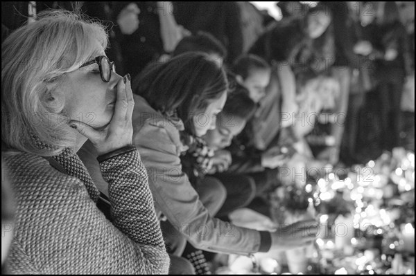 Hommage aux victimes des attentats du 13 novembre 2015 à Paris