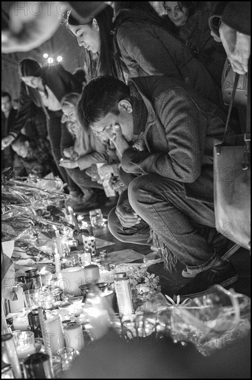 Hommage aux victimes des attentats du 13 novembre 2015 à Paris