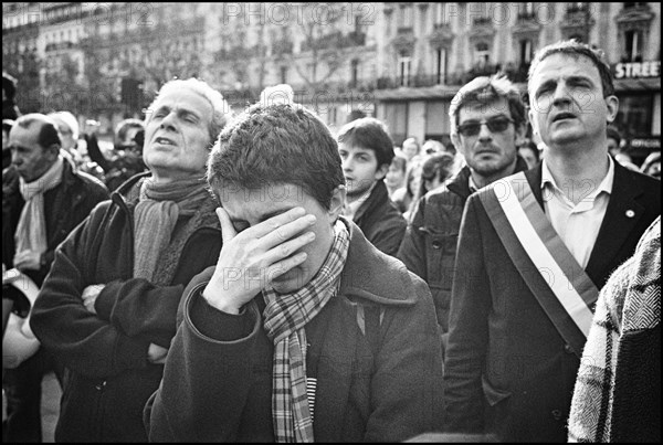 Hommage aux victimes des attentats du 13 novembre 2015 à Paris