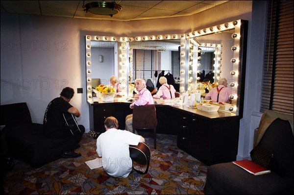 Charles Aznavour sur scène à New York, le 18 septembre 2006