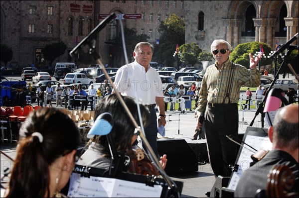 Concert de Charles Aznavour à Erevan (Arménie), le 30 septembre 2006