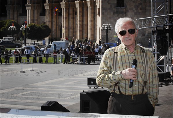 Concert de Charles Aznavour à Erevan (Arménie), le 30 septembre 2006