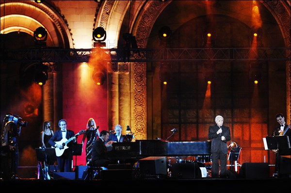 Concert de Charles Aznavour à Erevan (Arménie), le 30 septembre 2006