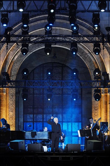 Concert de Charles Aznavour à Erevan (Arménie), le 30 septembre 2006