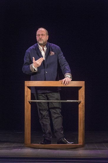 Eric Dupond Moretti en répétition au Théâtre de la Madeleine à Paris