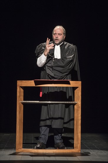 Eric Dupond Moretti en répétition au Théâtre de la Madeleine à Paris