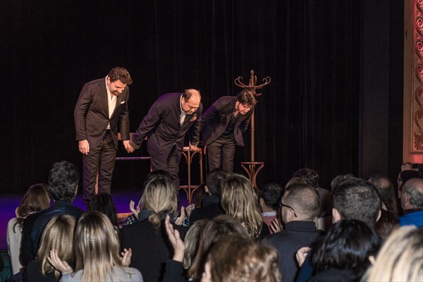 1ère du spectacle "Eric Dupond Moretti à la barre" au théâtre de la Madeleine

Philippe Lellouche
Hadrien Raccah