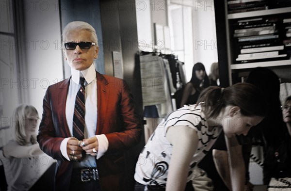 Karl Lagerfeld réinvente la collection Chanel Croisière en 2004