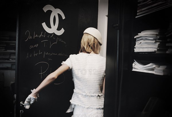 Karl Lagerfeld réinvente la collection Chanel Croisière en 2004