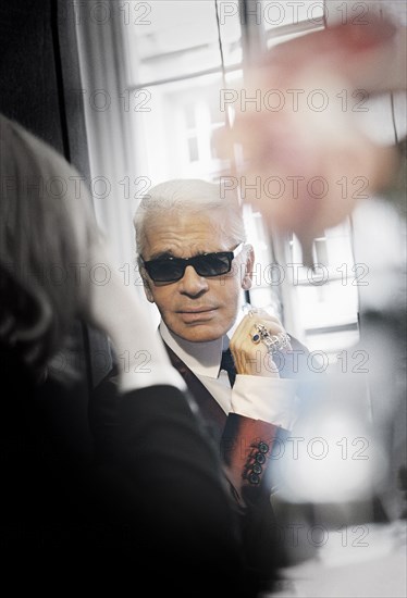 Karl Lagerfeld réinvente la collection Chanel Croisière en 2004