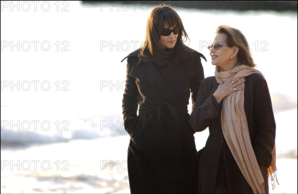 Claudia Cardinale et Monica Bellucci, Cannes, 2004