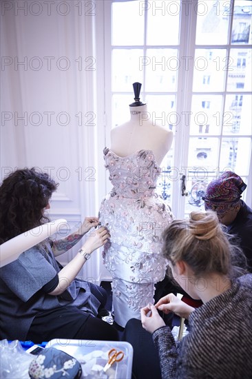 Coulisses du défilé Ralph & Russo 2015