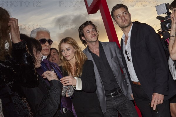 Juliette Gréco, Karl Lagerfeld, Vanessa Paradis, Gaspard Ulliel, Joshua Jackson