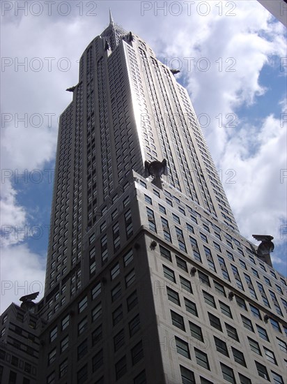New-York (USA), Manhattan, Chrysler Building depuis l' East 42nd Street