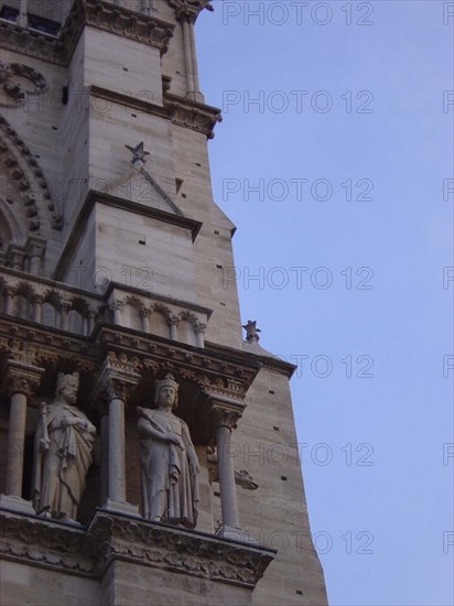 Détail de la façade de la cathédrale Notre Dame de Paris