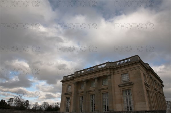 Versailles060 Château de Versailles, Petit Trianon, façade sur le jardin