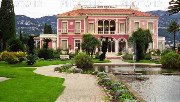 Villa Ephrussi de Rothschild jardins, villa et jardin à la française