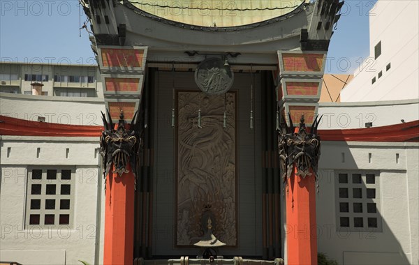 Grauman's Chinese Theatre, 6925 Hollywood Boulevard, Walk of Fame