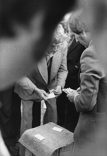 Card tricks, Galway races