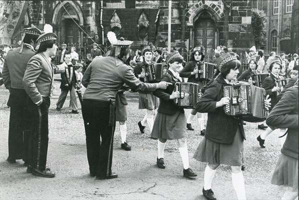 Marche orangiste à Belfast