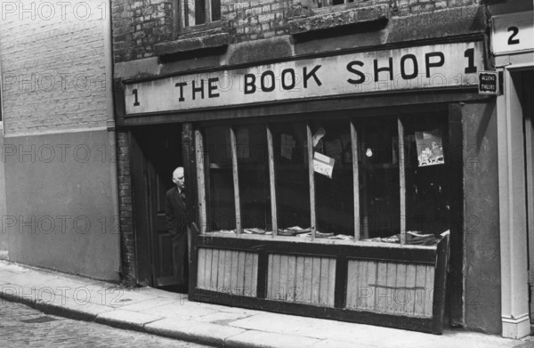 Book shop, Fownes Street, Dublin