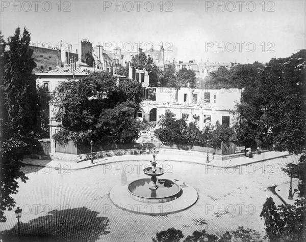 Commune de Paris : place Saint-Georges, hôtel particulier d'Adolphe Thiers détruit