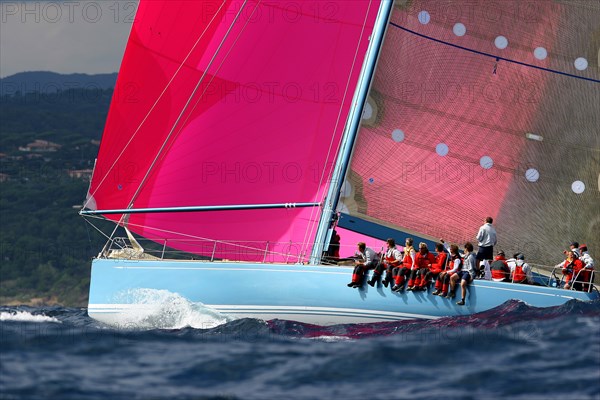 Le skipper néozélandais Russel Couts sur Artémis