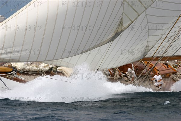 Mariquita dans la brise lors des Régates Royales de 2005