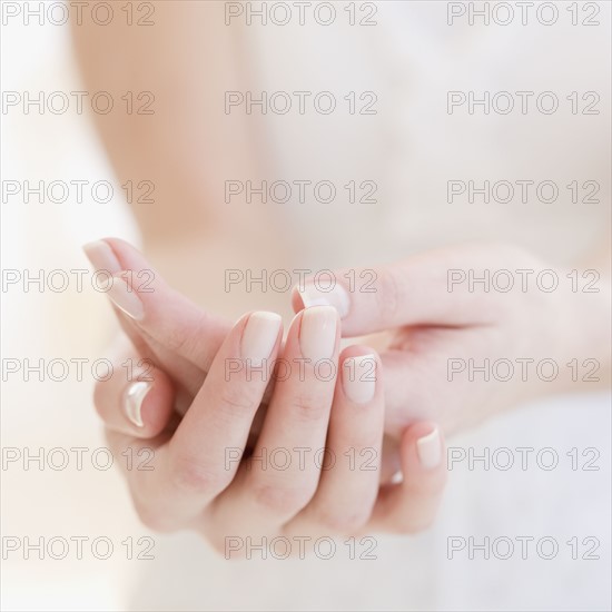 Close up of woman’s hands. Date : 2007