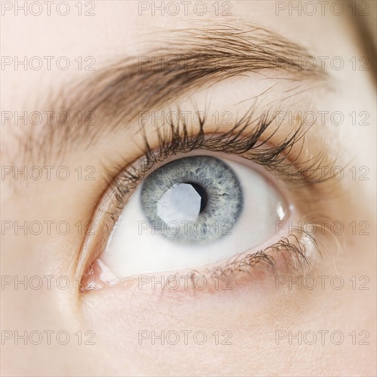 Close up of woman’s eye. Date : 2006