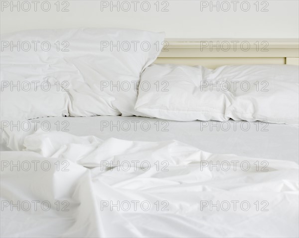 Still life of an unmade bed. Date : 2006