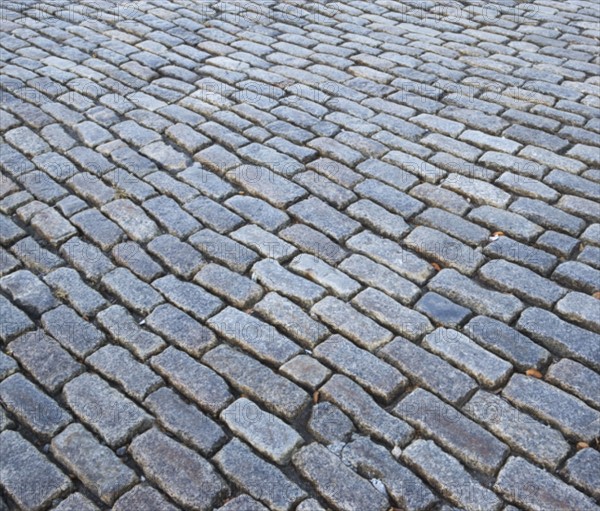 cobblestone street. Date : 2007