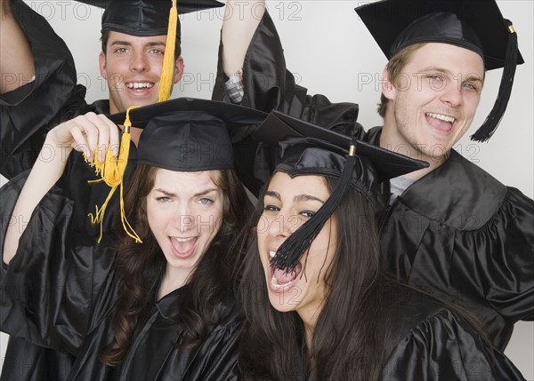 New graduates cheering. Date : 2007