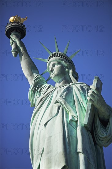 Low angle view of the Statue of Liberty. Date : 2007