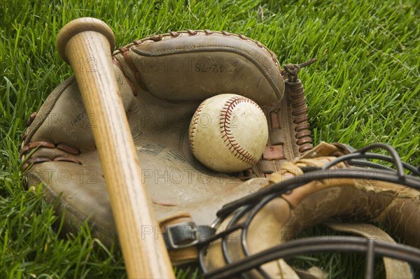 Closeup of old fashioned baseball gear. Date : 2006