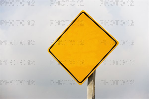 Blank street sign. Date : 2007