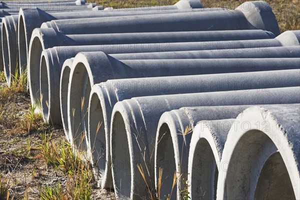 Concrete pipes on ground. Date : 2007