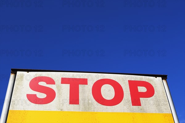 Low angle view of Stop on back of truck. Date : 2007