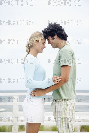Couple smiling at each other. Date : 2007
